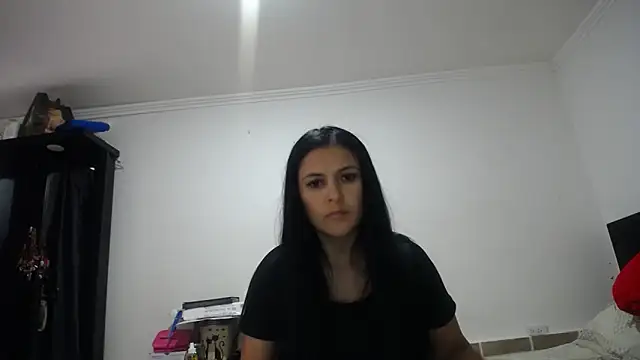 princehermosa44 online show from June 11, 10:06 pm