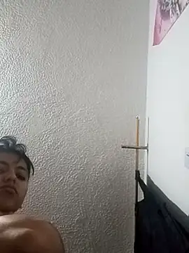 Naomy veracruz  online show from May 20, 2:25 pm