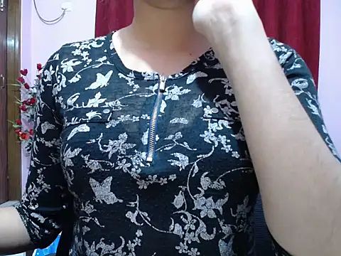 taisina online show from November 19, 6:08 pm