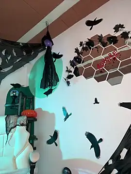 LollaByer online show from October 22, 9:09 pm