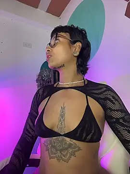 LollaByer online show from November 10, 11:11 pm