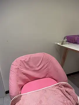 Selenaaaaa- online show from March 7, 5:36 am