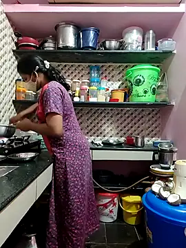Snapshot of Tamil_Shalini_Lustyy chatting on September 24, 4:28 pm Tamil Shalini Lustyy online show from September 24, 4:28 pm