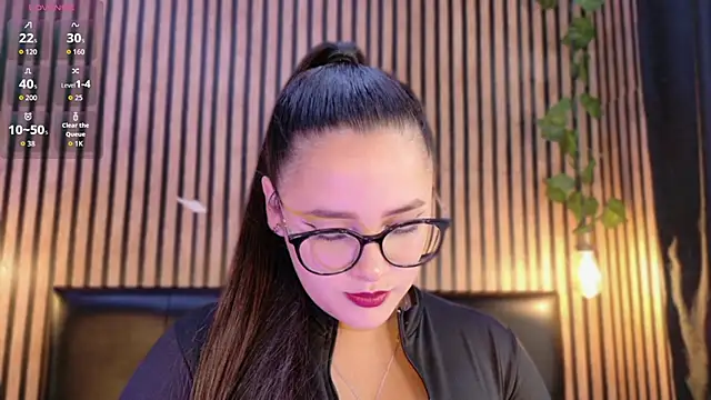 Victoria Ponce1 online show from October 3, 8:36 pm