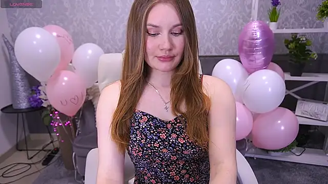 FoxyyKate online show from February 14, 4:03 am