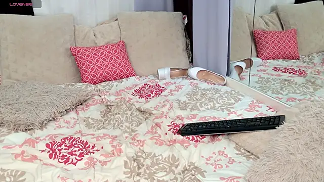 HopeDaylee online show from April 5, 1:59 am