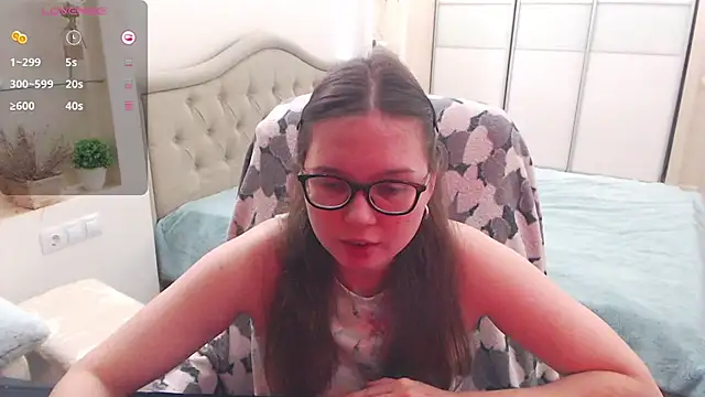 Cutie Emily online show from October 19, 3:14 pm