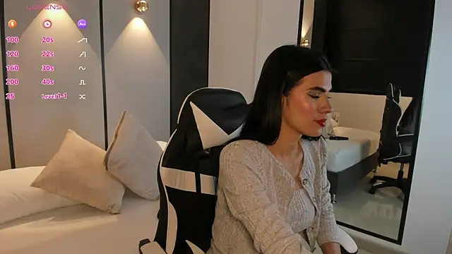 Snapshot of stephanya_ chatting on October 16, 8:11 pm stephanya online show from October 16, 8:11 pm