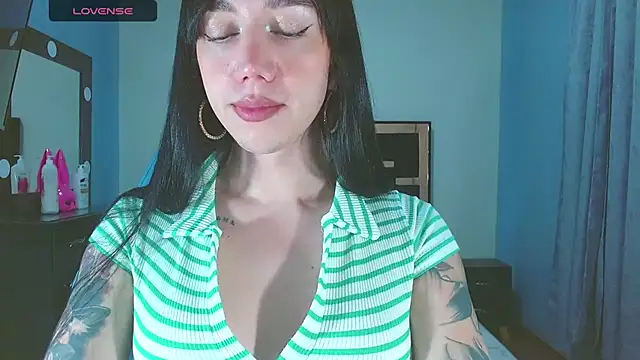 karla zambrano online show from July 7, 8:11 pm