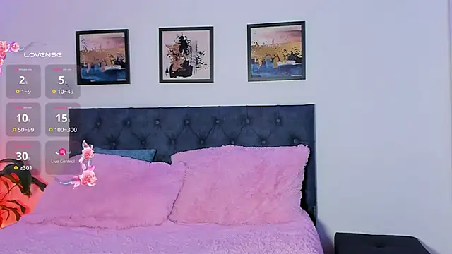 elafranco  online show from September 12, 4:58 pm