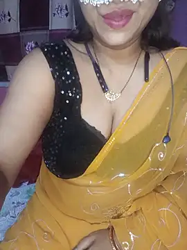 Sexy Mona Bhabhi online show from June 28, 6:25 pm
