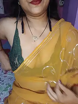 Sexy Mona Bhabhi online show from July 30, 5:58 pm