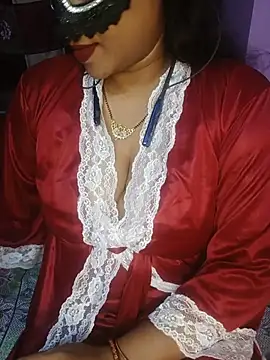 Sexy Mona Bhabhi online show from June 30, 6:07 pm