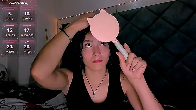 Nellyhills online show from October 29, 4:53 pm