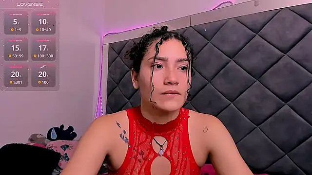 Nellyhills online show from November 25, 11:01 am