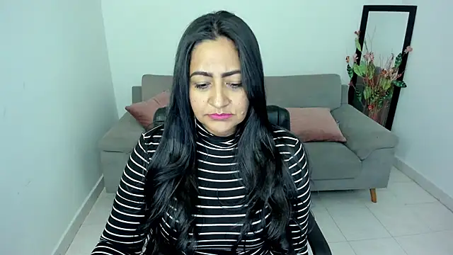 Adele Sweett online show from December 21, 2:54 pm