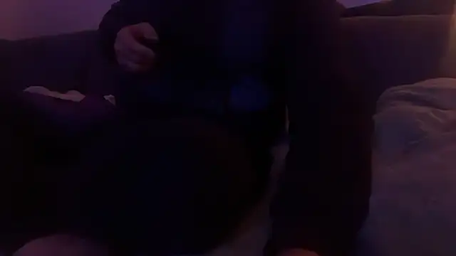 houy111111 online show from December 2, 5:59 pm