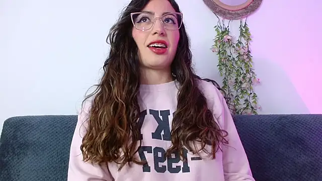 Kendal Mosk online show from February 4, 11:19 pm