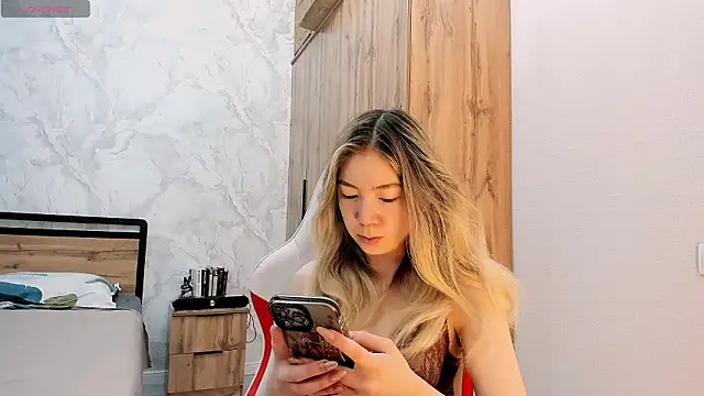 Babby Rabbit online show from March 4, 12:01 pm