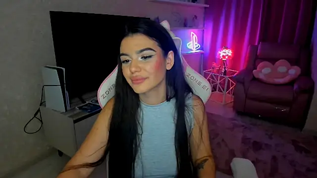 AlluringAriel online show from October 2, 8:25 pm