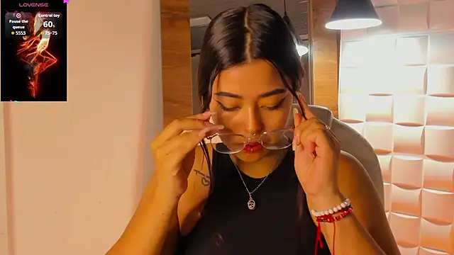 Ariana Pierce online show from September 8, 3:11 pm