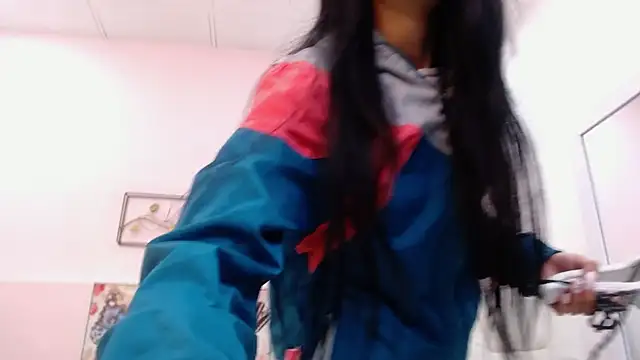 sara17  online show from November 5, 4:29 am