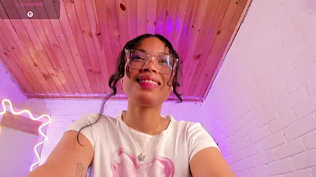 penelope tay1 online show from October 3, 3:55 am