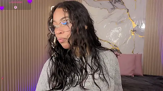 penelope tay1 online show from April 9, 3:31 am