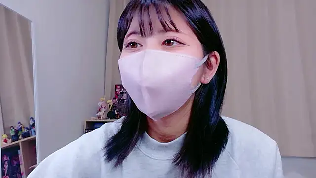 Snapshot of -anzu-o chatting on October 19, 9:39 pm -anzu-o online show from October 19, 9:39 pm