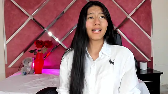 CarlaAlvez online show from September 12, 11:45 pm