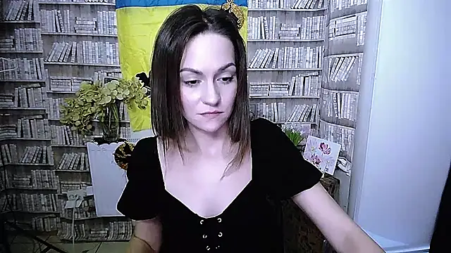 Lina Star S online show from October 30, 9:00 am