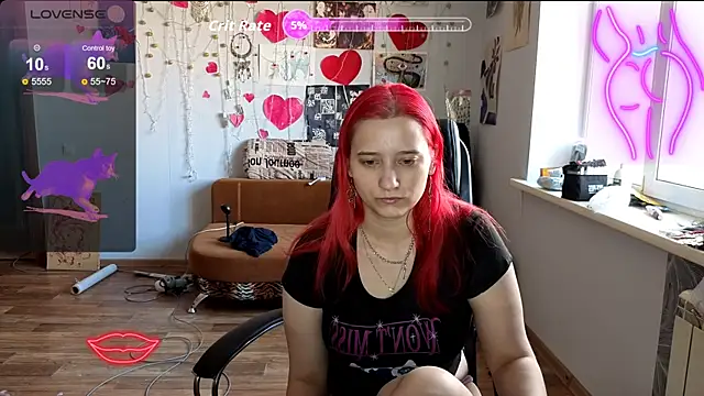 RachelPirce online show from April 6, 9:43 am