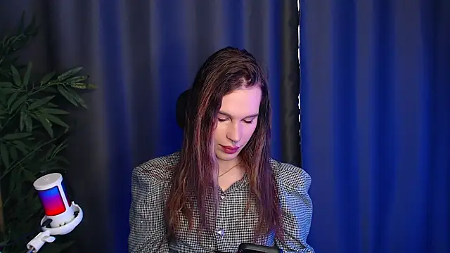 Cassie Bae online show from March 6, 12:11 pm