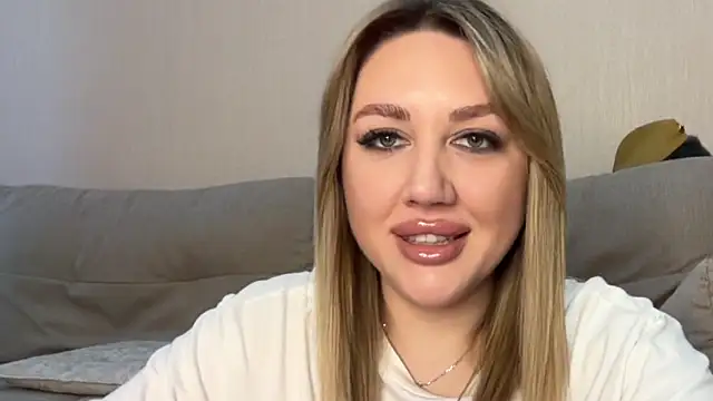 VickyLove047 online show from June 13, 7:06 am