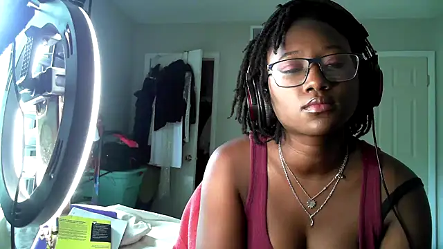 cum2mary  online show from July 30, 4:30 pm
