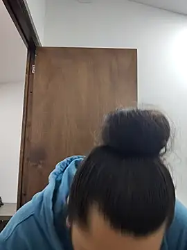 Miss balloonsmila online show from November 28, 6:05 am