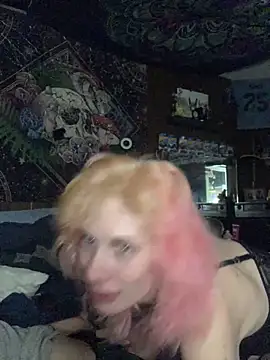 EroticKityii online show from June 16, 7:20 am