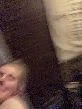 EroticKityii online show from April 4, 4:50 pm