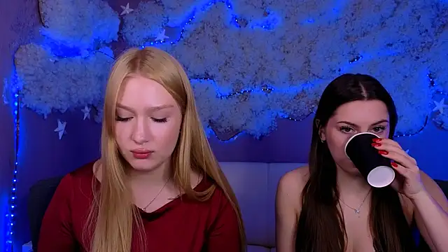 playful sophie online show from March 31, 7:14 pm