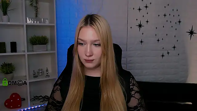 playful sophie online show from May 28, 2:09 am