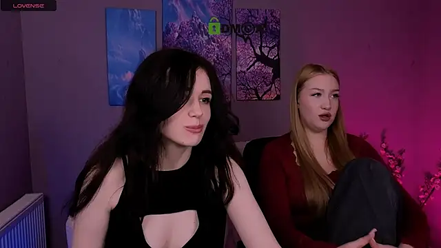 playful sophie online show from February 5, 8:34 pm