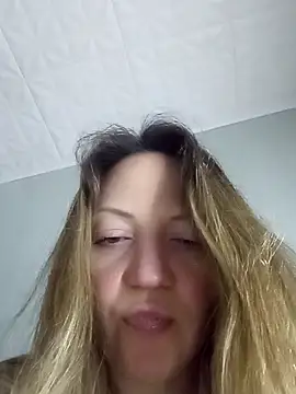 KattyLuuu online show from March 28, 9:14 pm