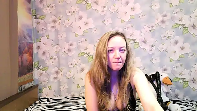 KattyLuuu online show from September 11, 3:07 am