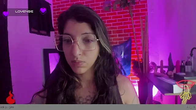 marlenna online show from October 10, 12:43 pm