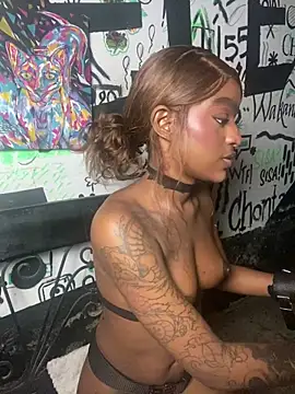 Zizi-campbel online show from November 30, 9:46 am