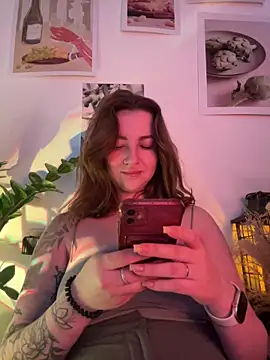 MayaMystic online show from February 10, 1:03 pm