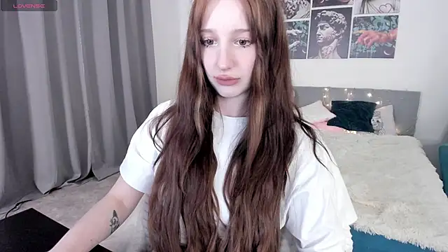Lissa Meow  online show from June 5, 6:52 am