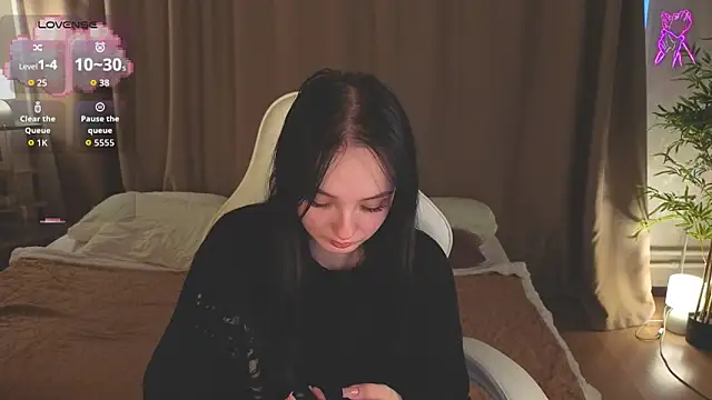 Cheryl  Brown online show from February 26, 1:37 am