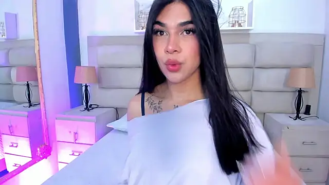 RoseCassie online show from September 26, 1:20 pm