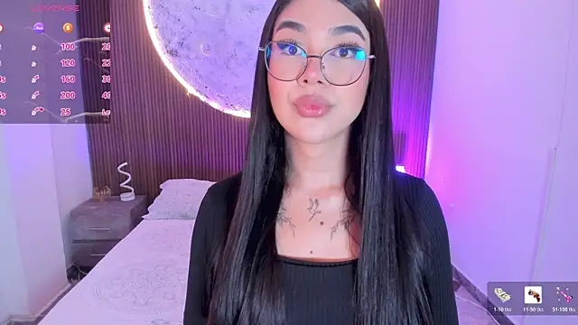 RoseCassie online show from July 16, 1:26 pm